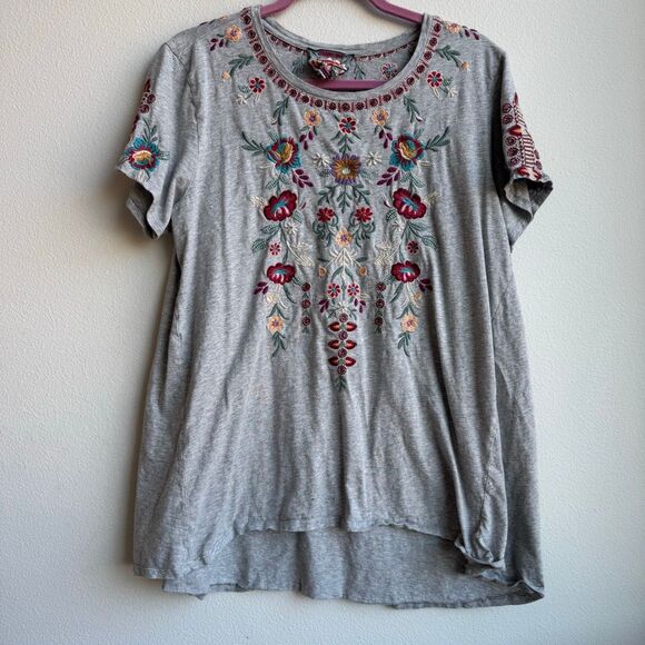 Johnny Was Embroidered Floral Colorful Gray Short Sleeve T Shirt Size Large - Picture 1 of 7